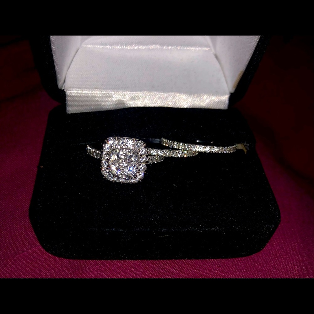 3 piece white gold wedding ring set